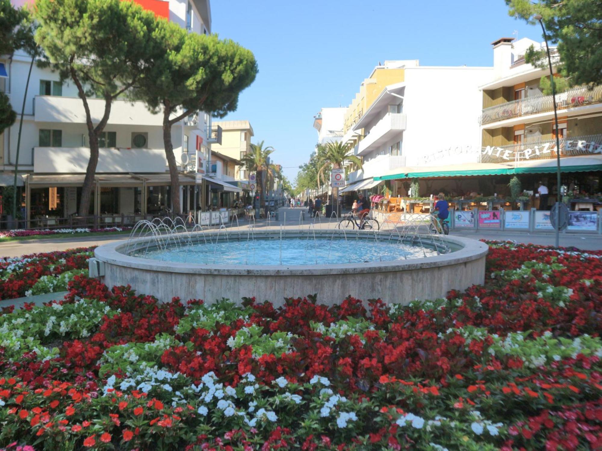 Lucerna Apartment Lignano Sabbiadoro Bagian luar foto